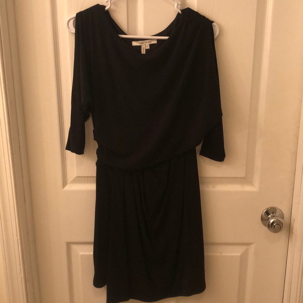 Mid sleeve mini dress